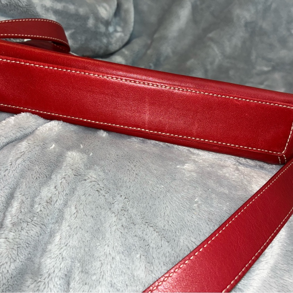 Vintage Coach Leather Crossbody Bag in Deep Red - Picture 6 of 7